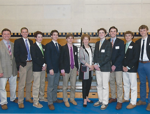 Knott Scholarship Funds Loyola Scholars