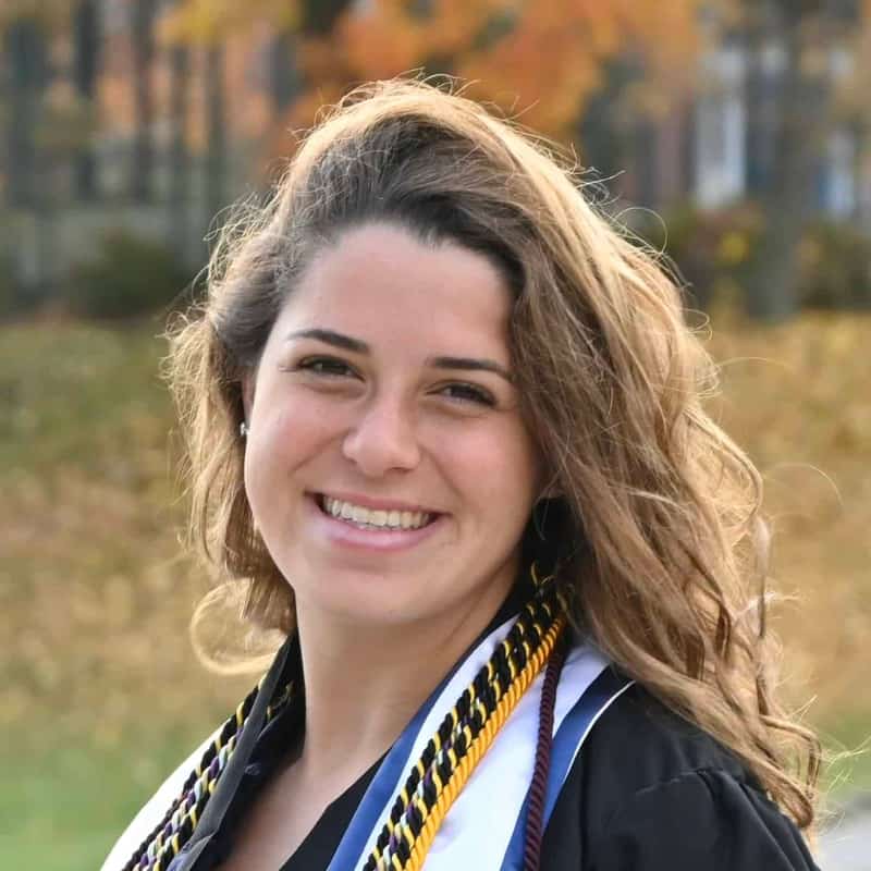 Knott Scholarship Funds Alumni Sara Morales Knott Scholarship Funds Alumni Sara Morales