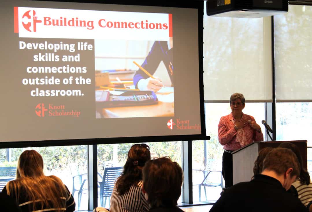 Knott Scholar - Building Connections